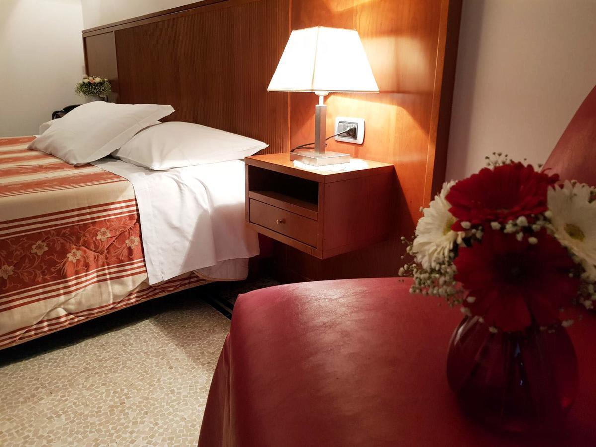 Hotel Nappo San Marzano sul Sarno ภายนอก รูปภาพ